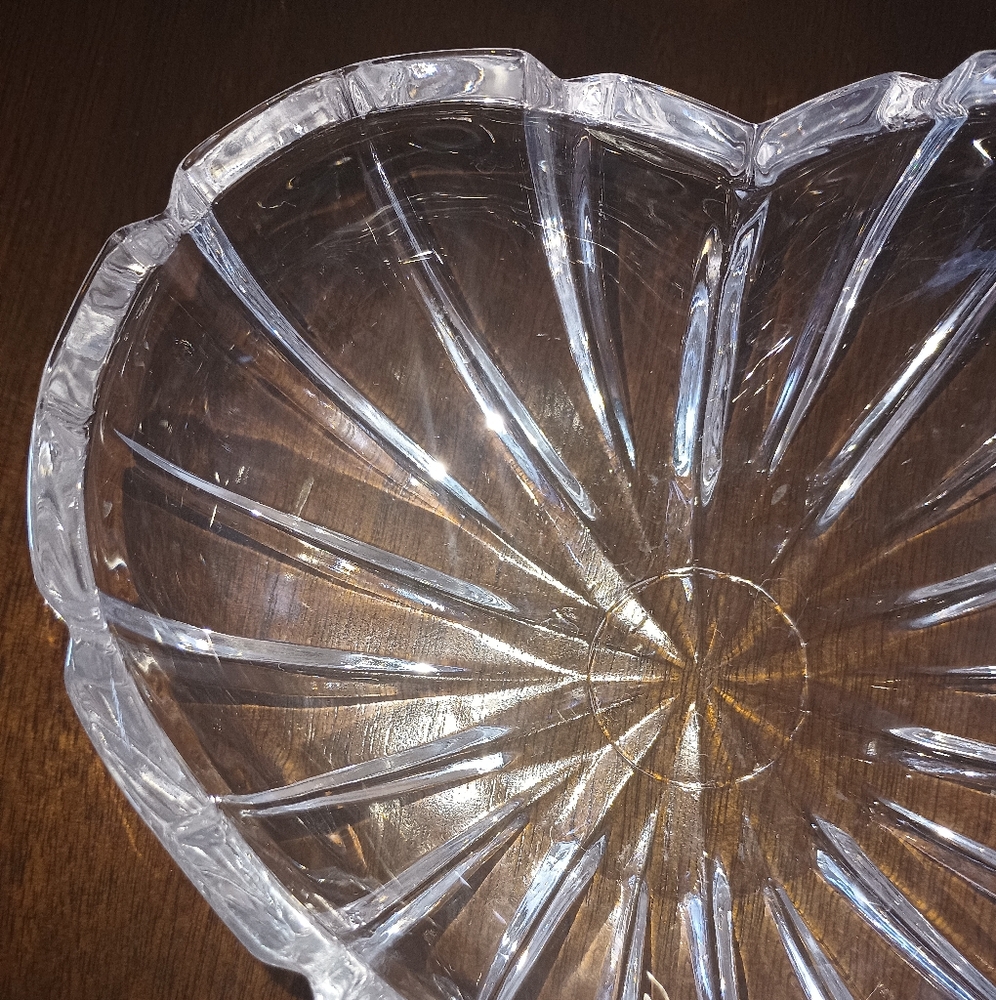 Heart Shaped Trinket Dish - Picture 2 of 3
